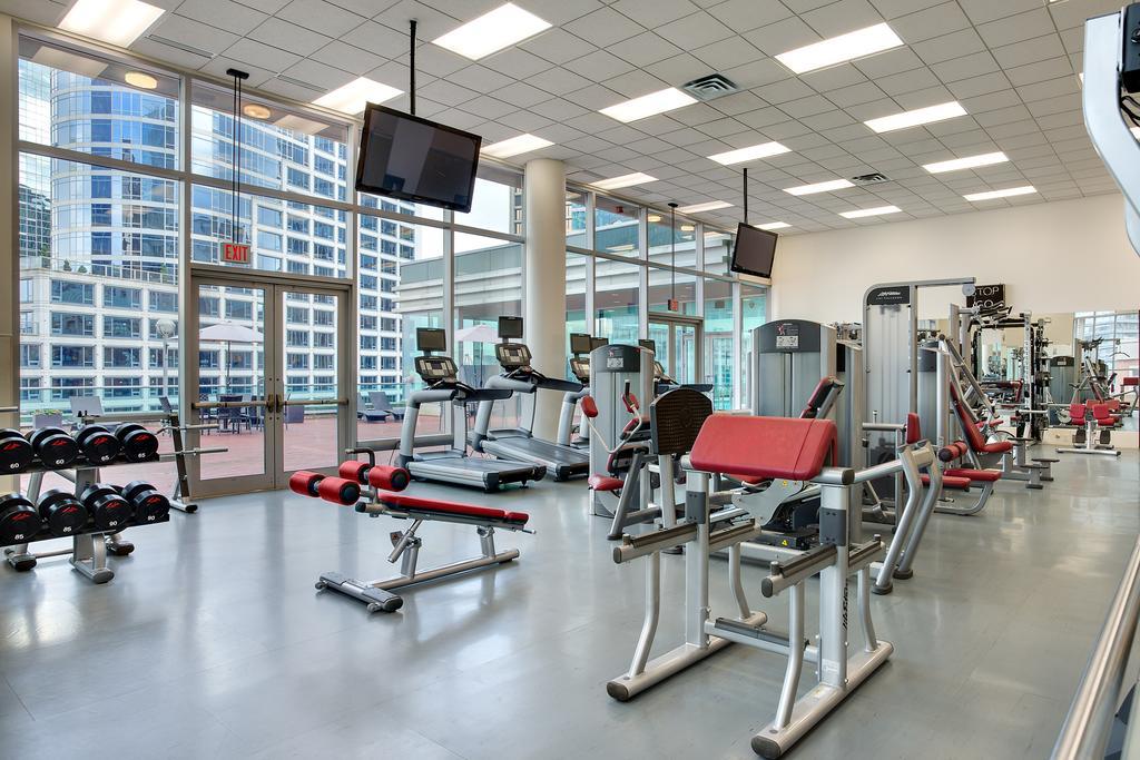 Auberge Vancouver Hotel Екстер'єр фото