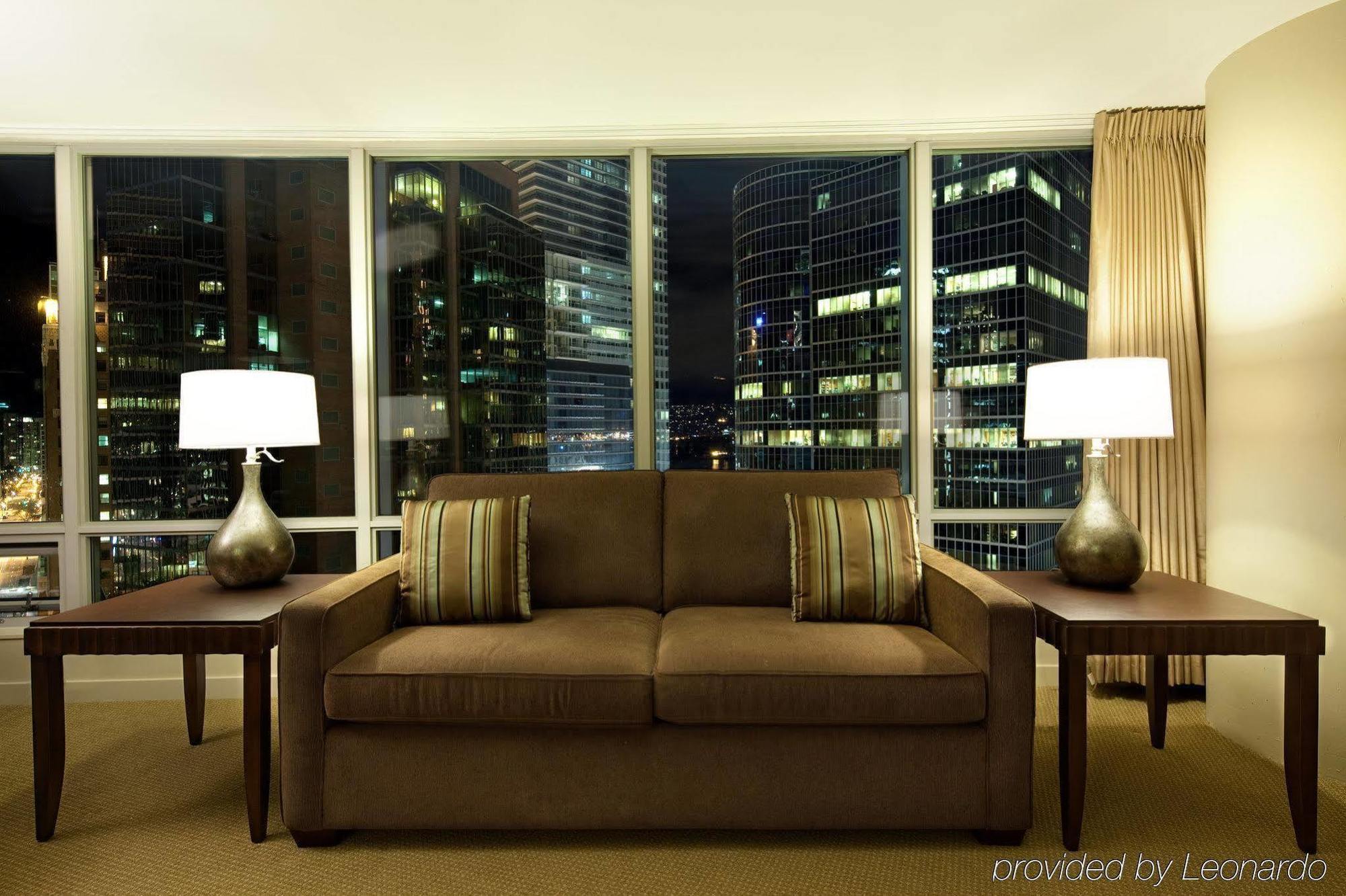 Auberge Vancouver Hotel Номер фото